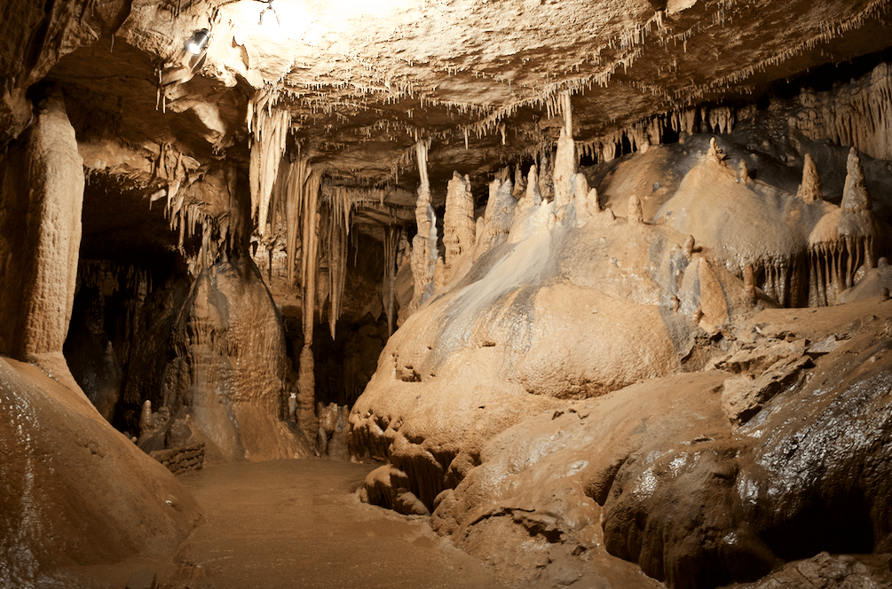 Beautiful cave formations inside Marengo Cave Indiana